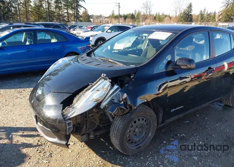2015 Nissan Leaf S z USA, uszkodzony, nr VIN 1N4AZ0CP4FC311138